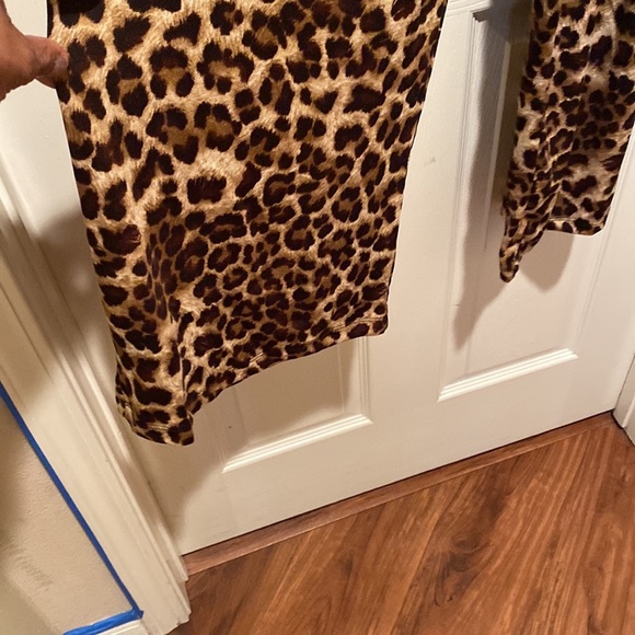 Black and leopard jumpsuit. - Picture 6 of 6